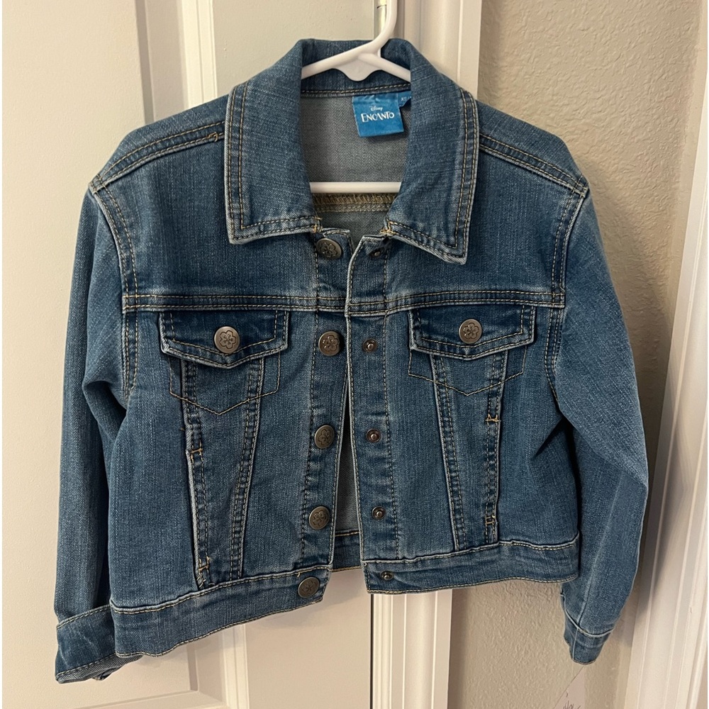 NWT Encanto girls jean jacket. Size XS (4/5)